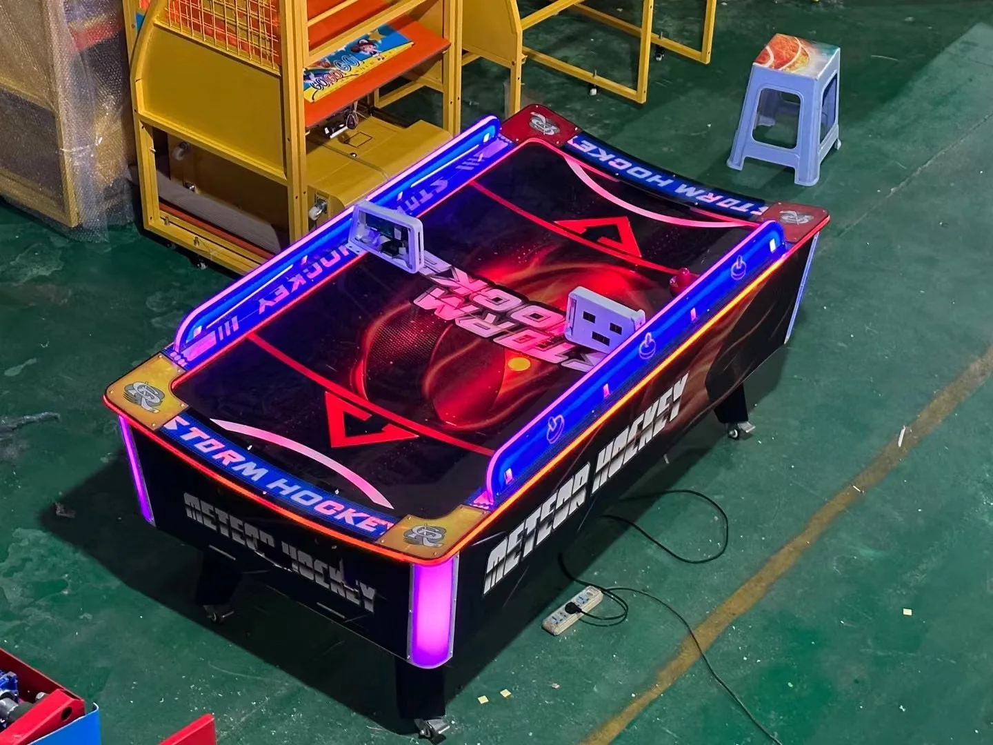 Automat do gier arcade na mone – Air Hockey Table recenzja i cena